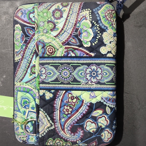 Vera Bradley Blue Rhapsody Mini Laptop/Tablet Case - Picture 2 of 10